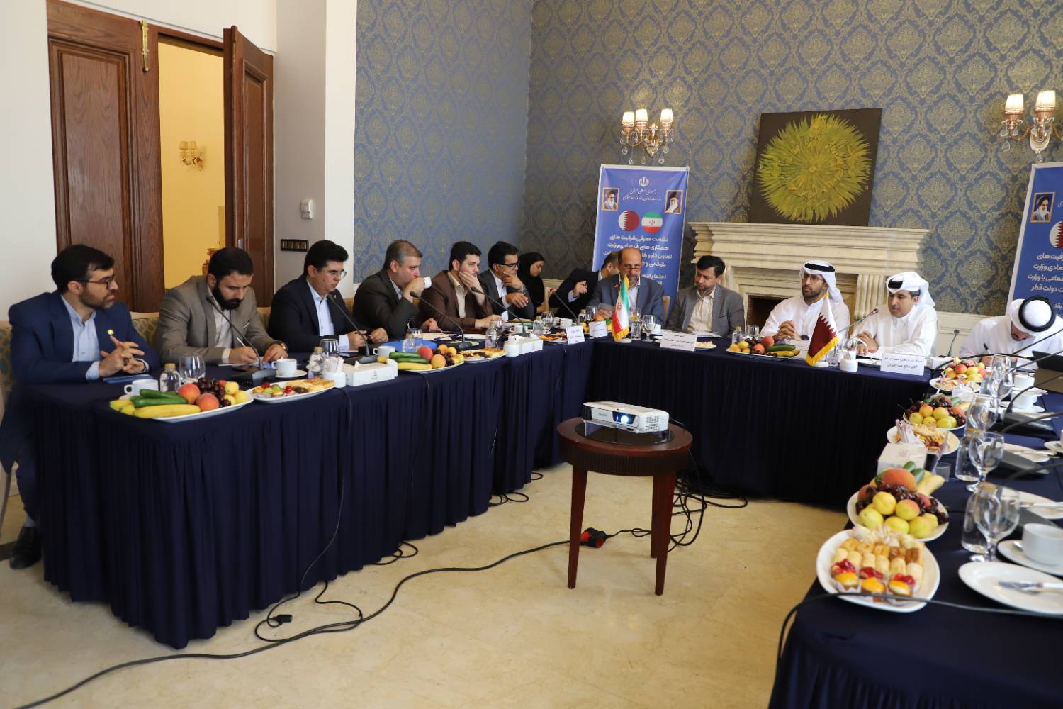 گسترش همکاری های هلدینگ انرژی شستا با حوزه بازرگانی و صنعت کشور قطر