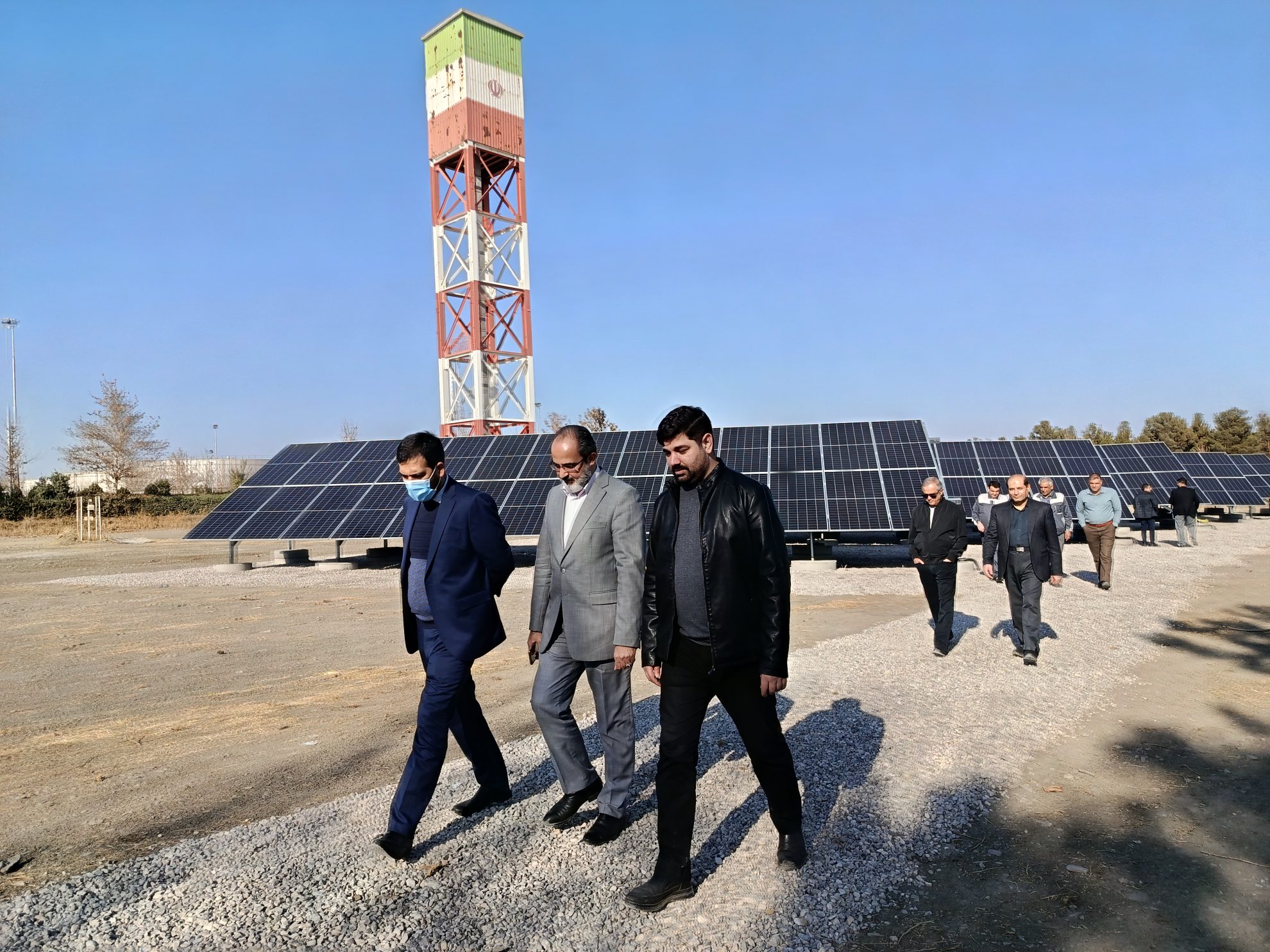 آغاز به کار نیروگاه خورشیدی هشتاد کیلوواتی طوس